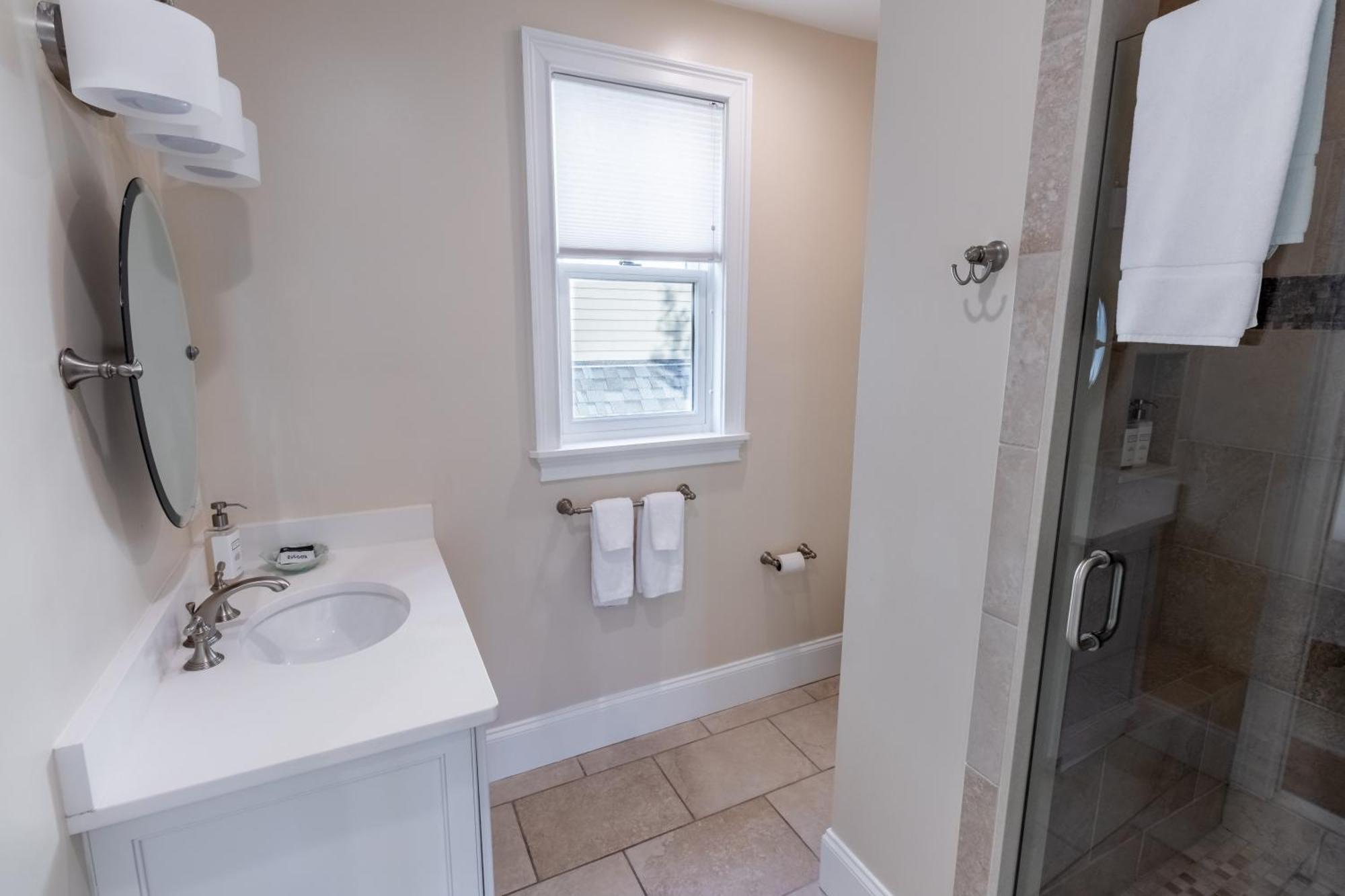 The Newport Lofts - 546 Thames Street Apartment Екстериор снимка