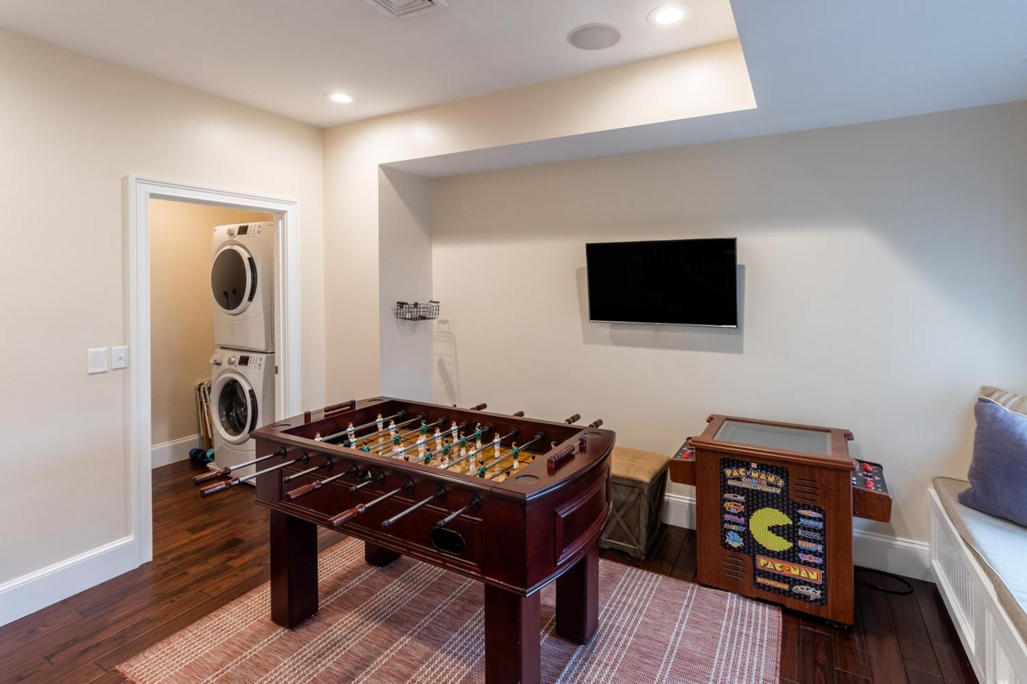 The Newport Lofts - 546 Thames Street Apartment Екстериор снимка